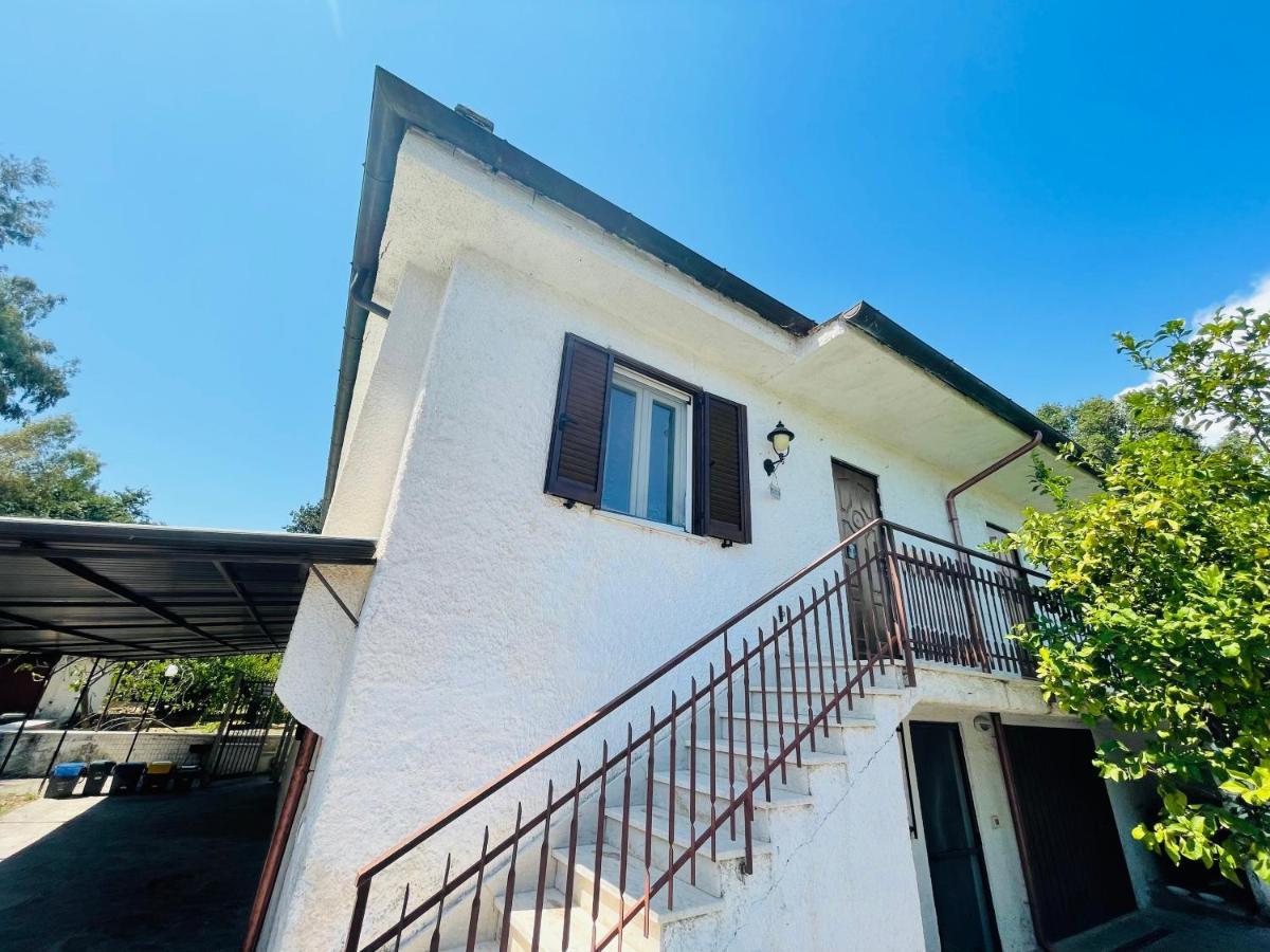 La Casa Di Nonna Attilia Apartment Fondi Exterior photo